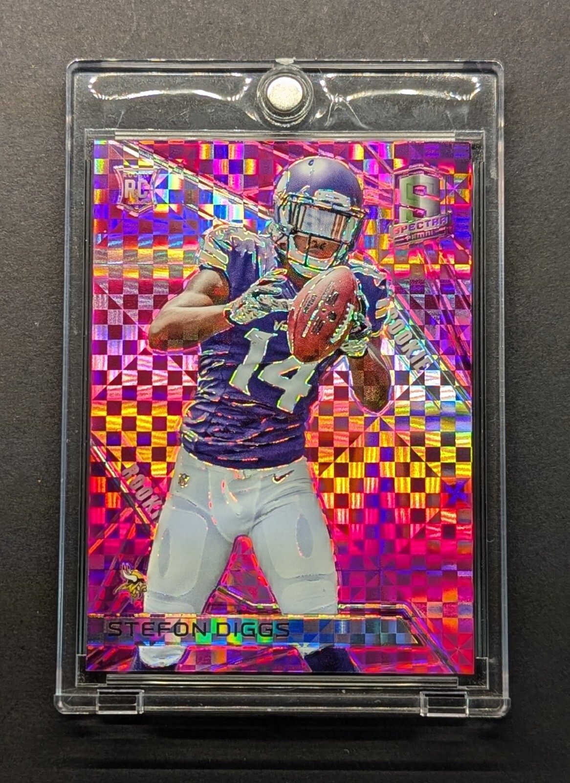 STEFON DIGGS Rookie 2015 Spectra Neon Pink Checker Power Prizm SSP /10 RC