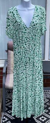 M&S X GHOST GRÜN MIX DITSY BLUMENMUSTER V-AUSSCHNITT BINDEBAND TAILLE MIDIKLEID