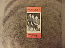 1973-74 OREGON STATE BASKETBALL MEDIA GUIDE Yearbook RALPH MILLER LONNIE SHELTON