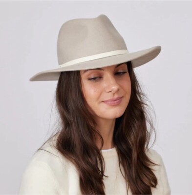 Nwt HAT ATTACK Chelsea wool light grey black ribbon
