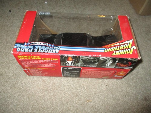 Johnny Lightning Muscle Cars Collection 1965 Pontiac GTO 1/24 Scale MIB 2005 - Picture 2 of 2