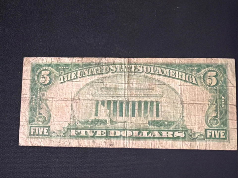 1929 $5 Federal Reserve Banknote, Chicago, Fr#1850-G - Image 2 of 2