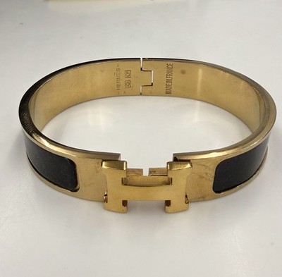 Hermeś Clic H Clasp Bracelet Bangle Cuff, From the Clic H Hermeś Collection