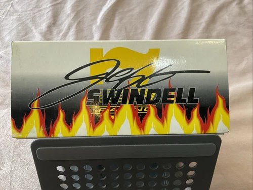 GMP 1997 Jeff Swindell #7TW Gold Eagle Leak 1/25 Scale Sprint Car - Picture 4 of 10