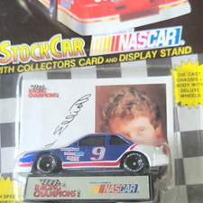 Racing Champions NASCAR Bill Elliott 9 1991 Ford Coors 1/64 Diecast w/ Stand