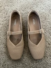 Vivaia 6.5 Square Toe Mary Jane Margot Flats in Nutmeg EUC