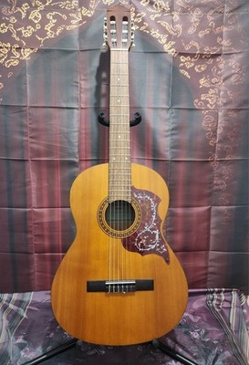 Gitarre Yamaha CG-100. 4/4. 1970-1980