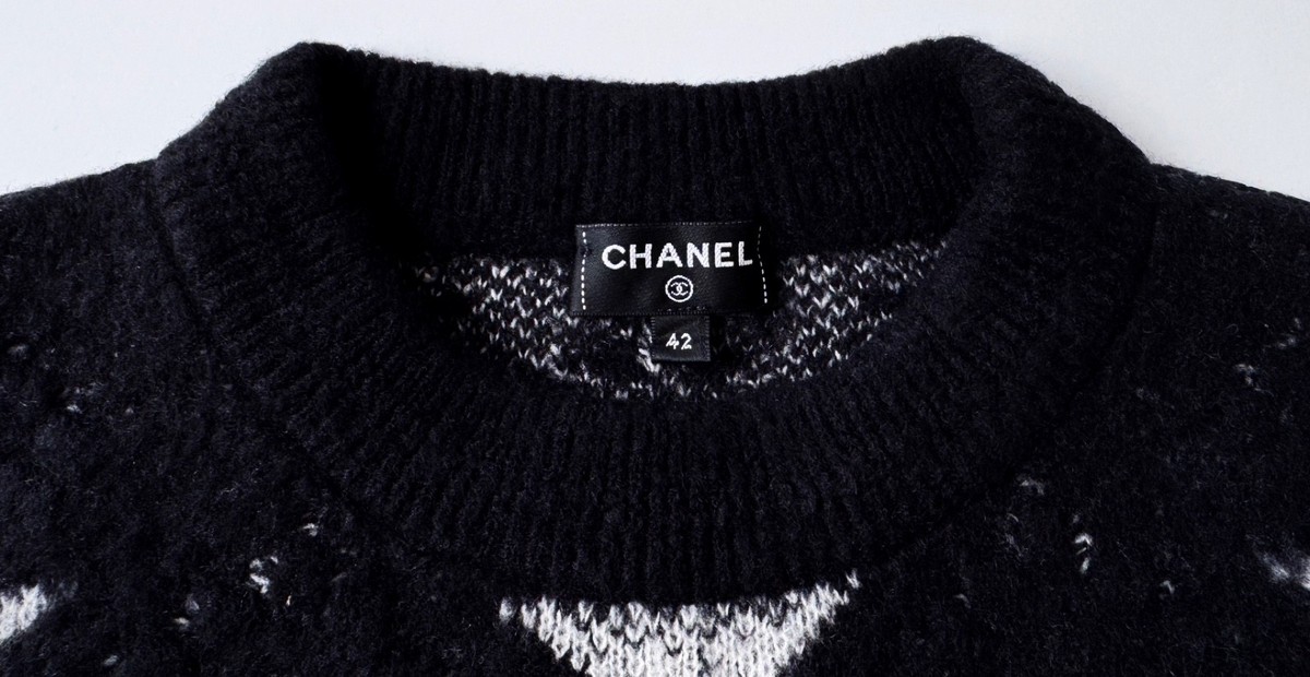 CHANEL 23N COCO NEIGE WHITE BLACK CASHMERE SILK SWEATER PULLOVER