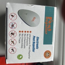 LEOP 4 Pack Ultrasonic Pest Repeller, Wall Plug-in Electronic Insect Repellent