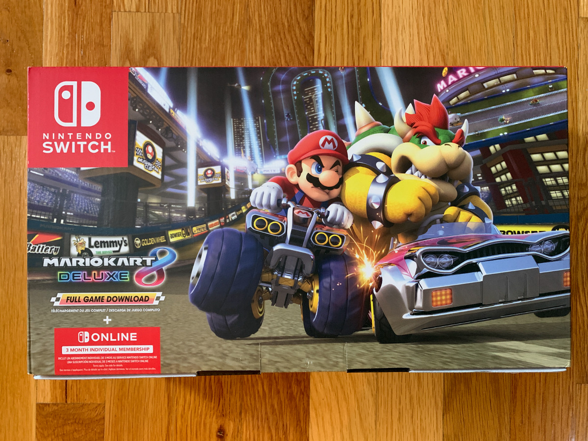 Nintendo Switch Super Mario Kart 8 Deluxe Bundle: Red and Blue Joy