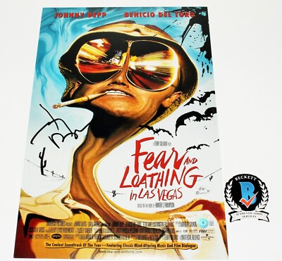 JOHNNY DEPP SIGNED FEAR AND LOATHING IN LAS VEGAS 12x18 MOVIE