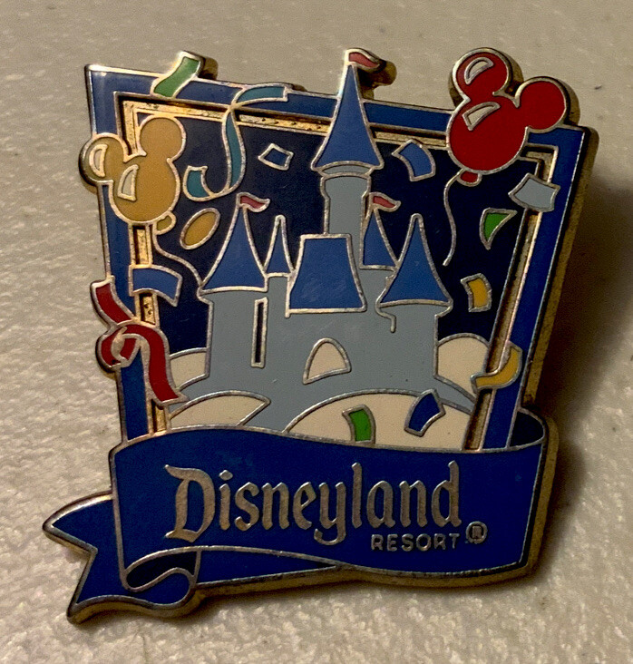 WDL 2010 WALT DISNEY TRAVEL COMPANY CINDERELLAS CASTLE PIN