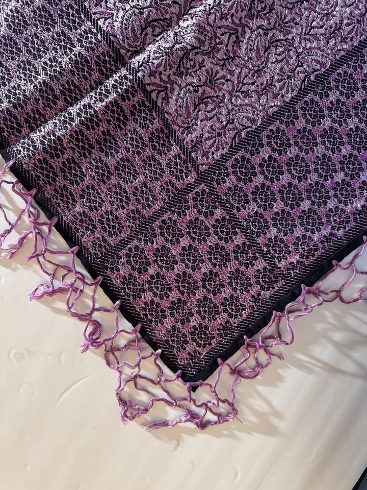 Шелковый плед ручной работы с завязанной вручную бахромой - Изображение 3 из 4