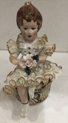VINTAGE ROCERAM - ROMANIAN PORCEAIN FIGURING OF GIRL IN RUFFLED LACE DRESS