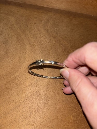 925 Sterling Silver Round Cut Clear CZ 7" Hinged Bangle Bracelet - Picture 5 of 8
