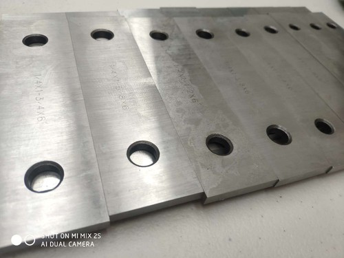1/4" Steel Parallel Set 9 Pair, 1/4" x 6" x (3/4" - 1-3/4) by 1/4" 0.0002" - Picture 11 of 12
