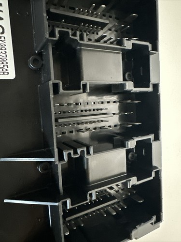2012-15 VOLKSWAGEN PASSAT Body Control Module BCM OEM 5K0937085AB Oem 🔥🔥🚙 - Picture 3 of 3
