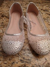 David's Bridal/De Blossom Collection NEW shoes Size 8M. Silver Ballet Flats