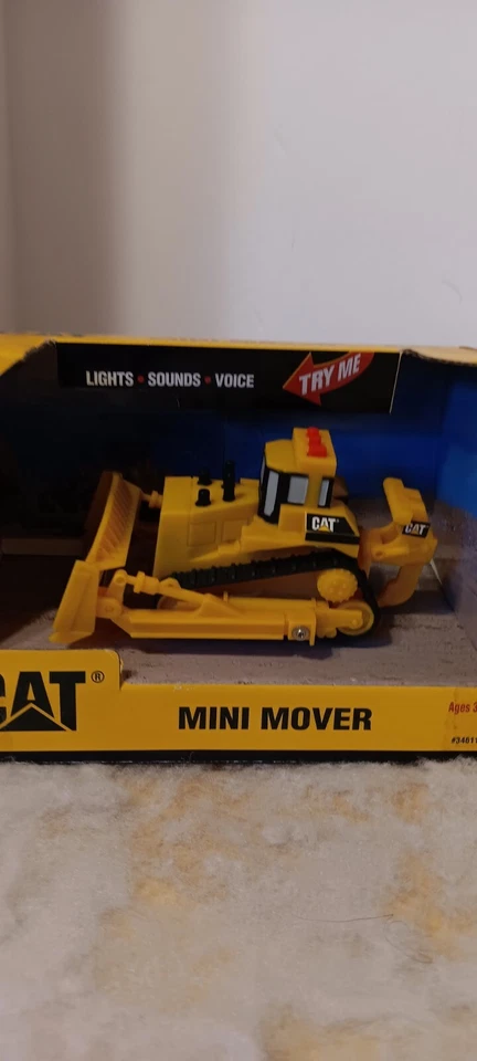 MINI MUDANZA GATO (ORUGA) 5" ILUMINA Y HACE SONIDOS DE CONSTRUCCIÓN Foto 2 de 4