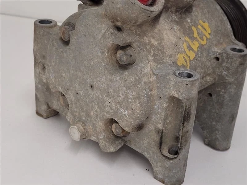 02-07 CHEVY ENVOY AC Compressor 3 Pin Engine Harness Connection 25825339 - Image 4 of 4