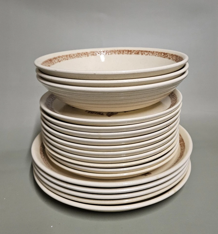 SERVICE VAISSELLE VINTAGE TOTAL EN GRÈS MOTIFS PISSENLITS / COLLECTION - Photo 2/4