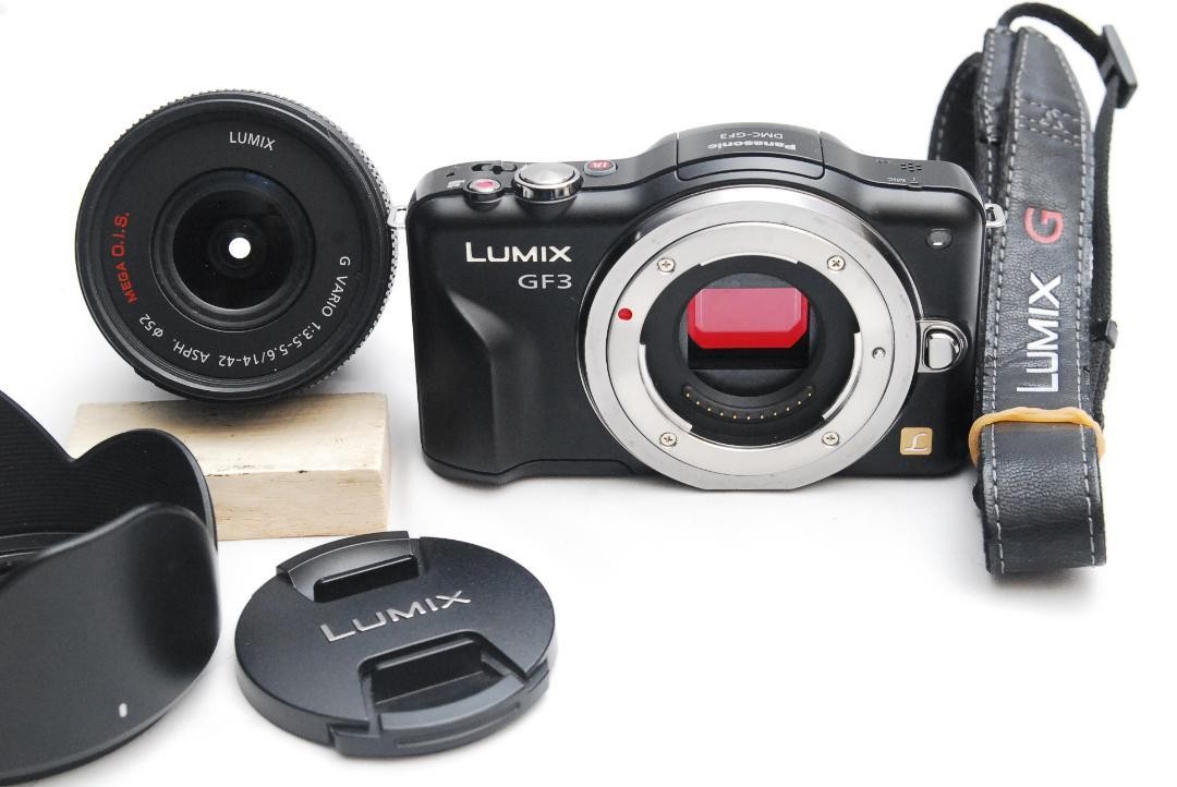 Panasonic Lumix GF3 Camera with 14-42mm Lens - Good Panasonic Lumix GF3 Camera with 14-42mm Lens - Good