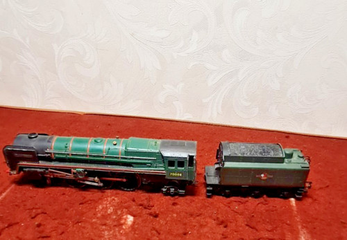 HORNBY R552 BRITANNIA CLASS LOKOMOTIVE 70008 BLACK PRINCE | Zustand: Used