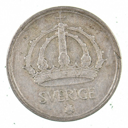 SILVER Roughly the Size of a Dime 1950 Sweden 10 Ore World Silver Coin *570