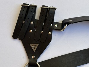 MEDIEVAL RENAISSANCE PIRATE Celtic Black Leather BELT SWORD FROG HOLDER