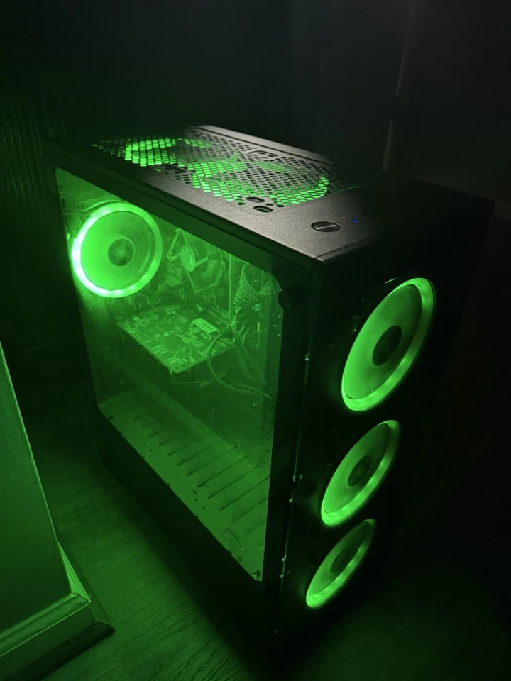 Gaming PC High-Performance Very Good Condition Comes With Keyboard And Mouse - Image 2 of 2