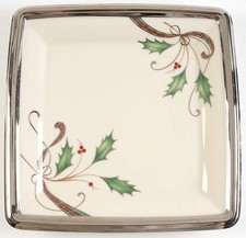 Lenox Holiday Nouveau Platinum Cream Square Accent Luncheon Plate 2150151