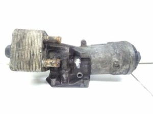 Volkswagen PASSAT B6 2007 Diesel 103kW Ölfilterhalter / Kühler 20329371