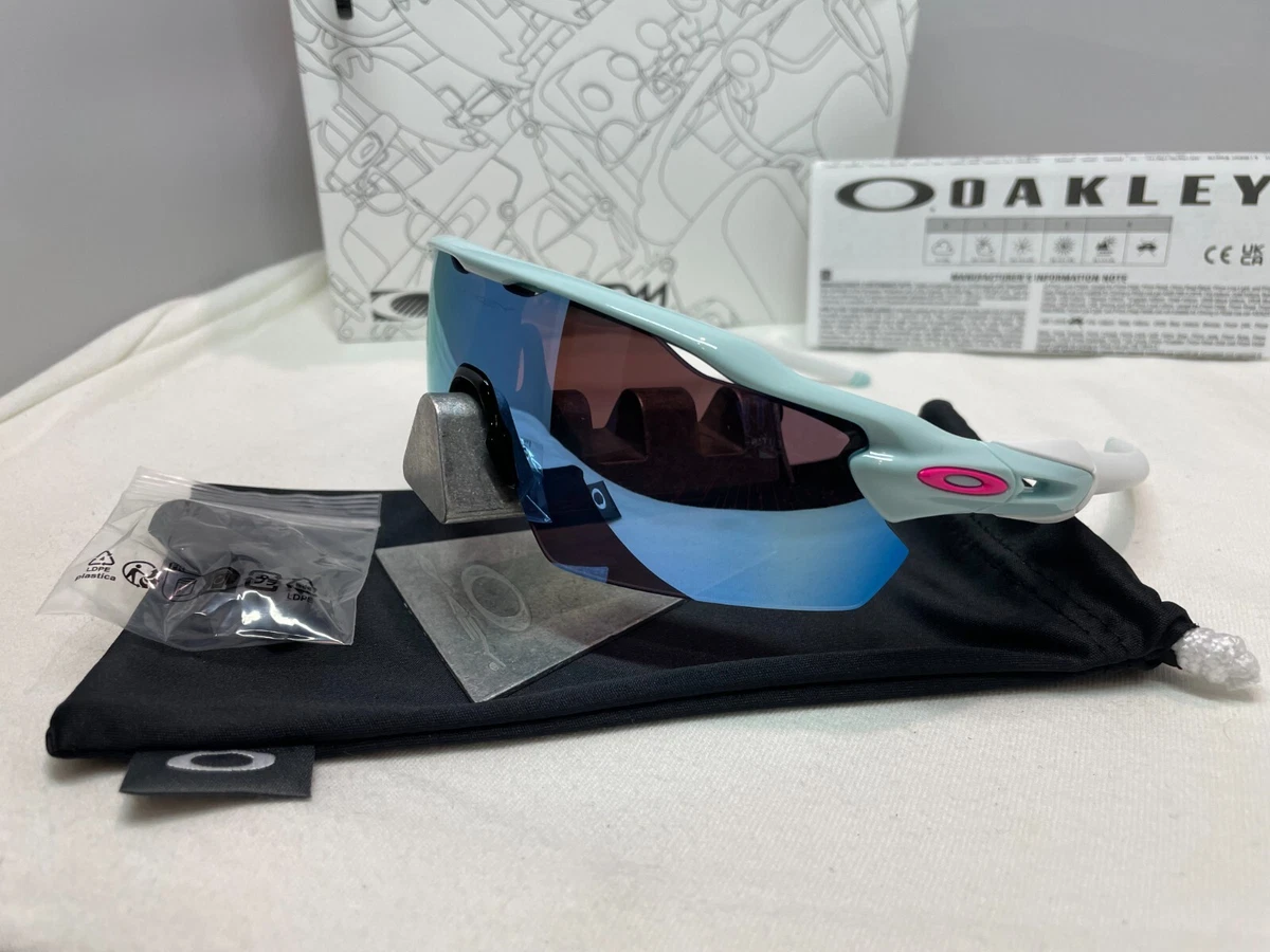 OAKLEY RADAR EV PITCH CUSTOM BLUE MILKSHAKE PRIZM DEEP WATE POLARIZED SUNGLASSES