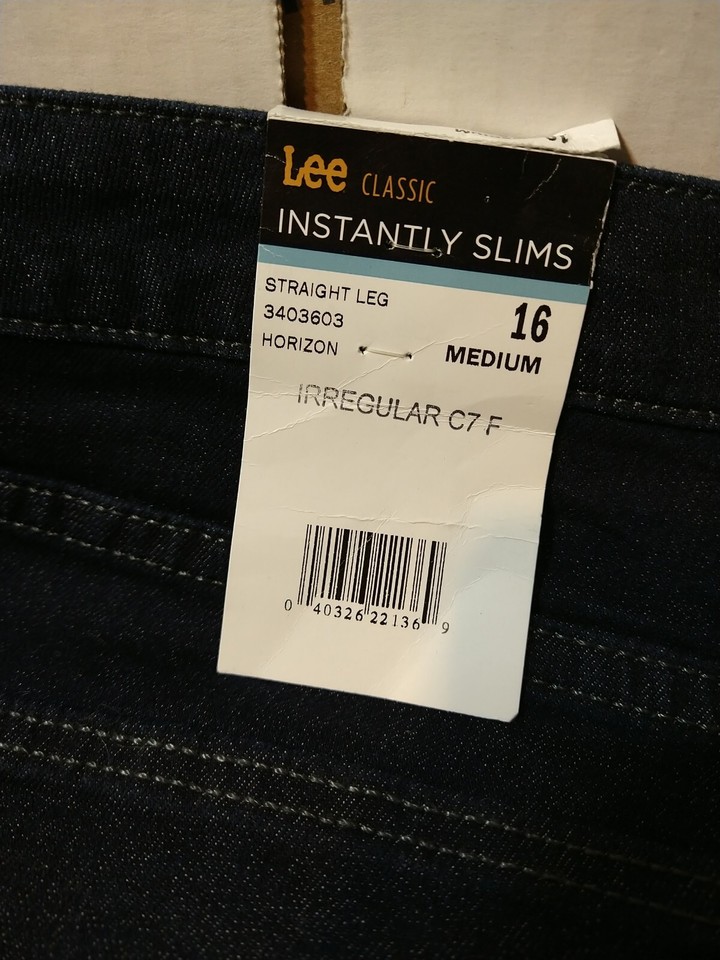 Women's Instantly Slims Relaxed Fit Straight Leg Jean (Plus) | Women