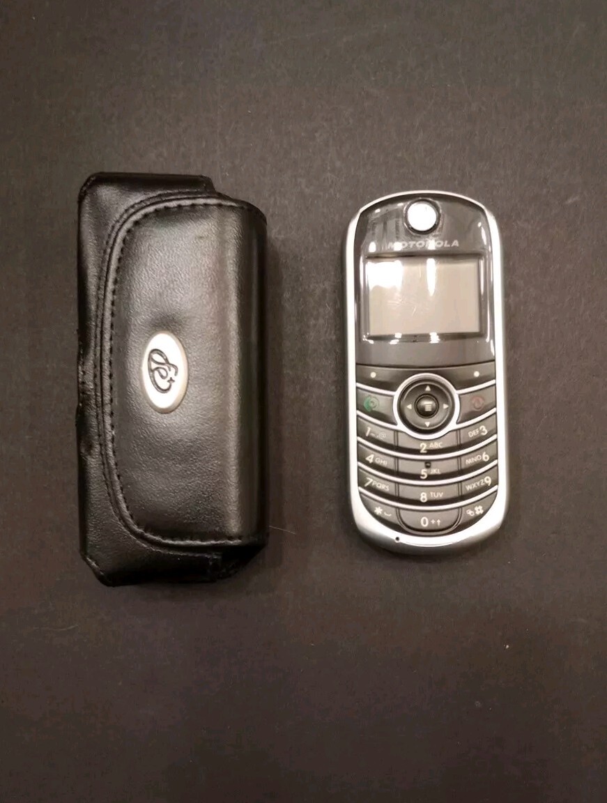 Vintage Motorola Tracfone TFC139B Silver Prepaid Cell Phone