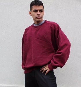 maroon sweatshirt