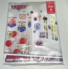 Hallmark NIP Party Disney Pixar Cars 22 Hanging Decorations Transformation Kit