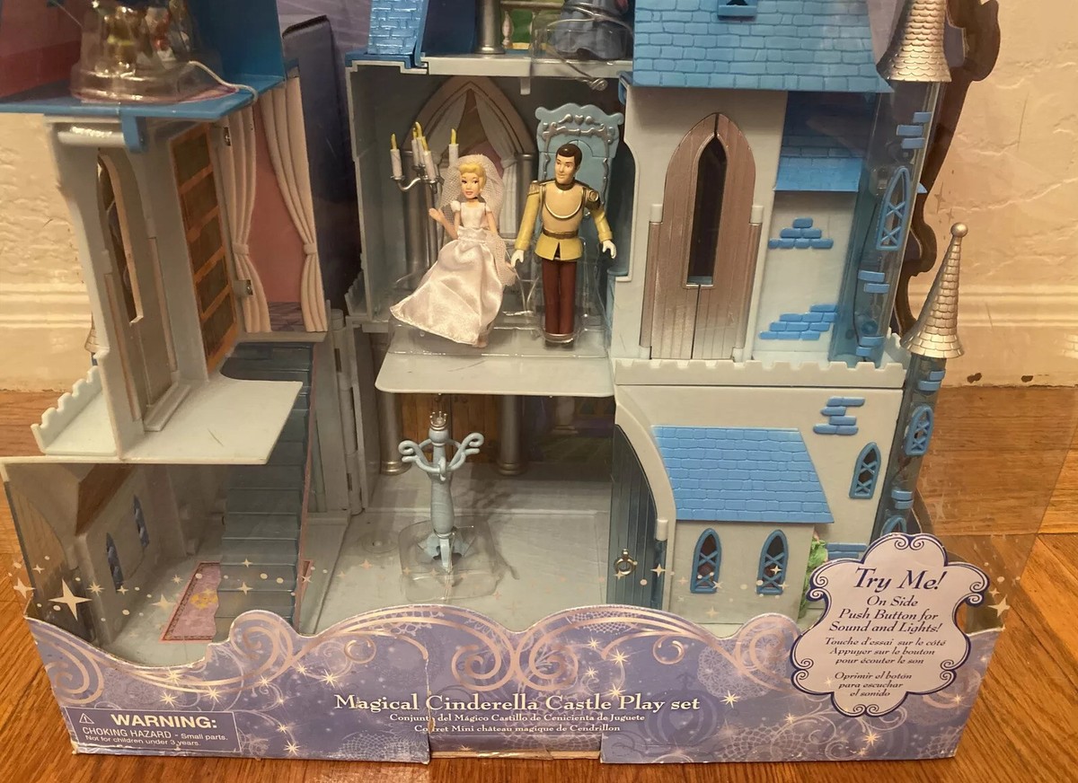 Toy☆Castle  SALE♡♡部屋 Disney Magical Cinderella Castle Light Up Playset w Prince +