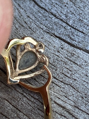 Anello a cuore vintage marcato in oro giallo 10 carati con acquamarina e chip di diamanti rotto LEGGI - Foto 9 di 17