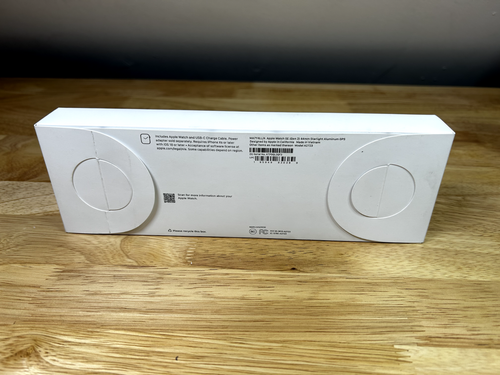 Apple Watch SE GPS 44mm Boîtier en aluminium Starlight - Photo 2 sur 5