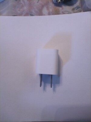 Apple A1385 5W USB Wall Charger Cube Power Adapter For iPhone White Tested Work