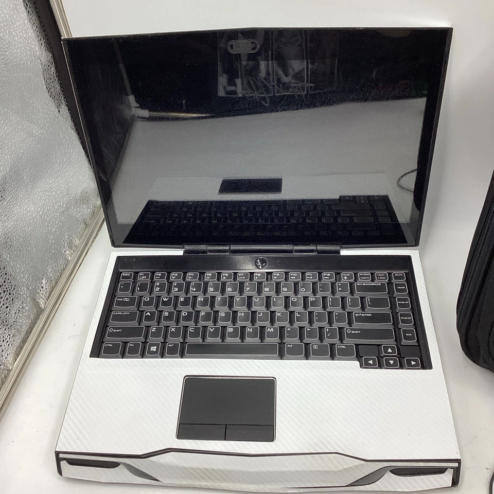 Alienware M14X R2 Laptop 14-inch Intel Core I5 16GB RAM DDR3 1TB SSD GeForce GT - Image 3 of 4