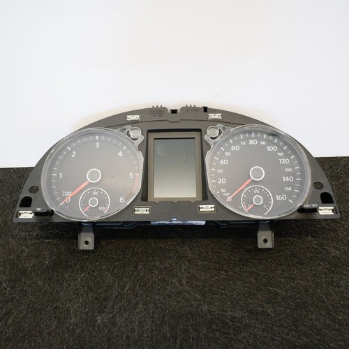 Volkswagen Passat B7 Kombiinstrument Tachometer 3AA920970E Diesel MPH 2011