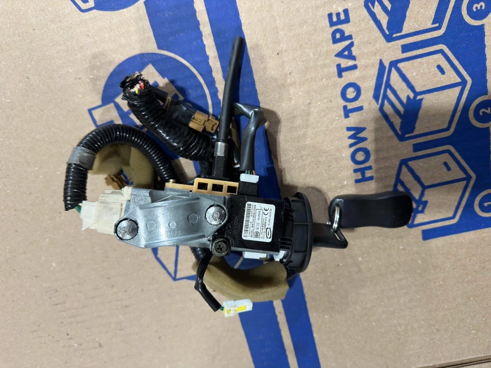 Mobilizador chave 2006 Nissan 350z Auto Coupe 3.5 AT - Imagem 2 de 4