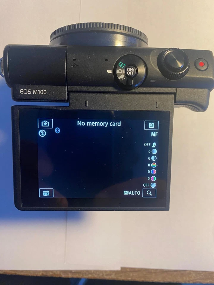 Canon EOS M100, Foto 1 von 5