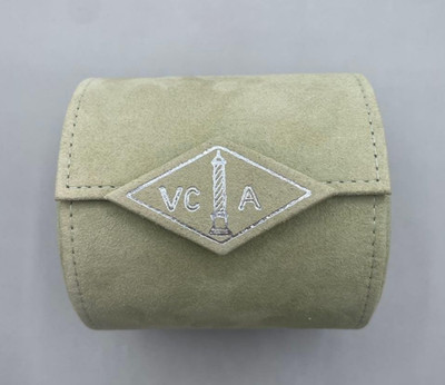 Van Cleef & Arpels Travel Bracelet Watch Box Case Pouch Empty Suede Green 8cm