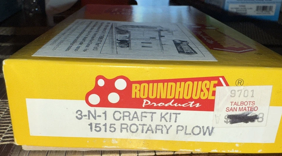 HO Roundhouse 1515 Undc Rotary Snow Plow & Tender Kit HO5644 - Image 3 of 3