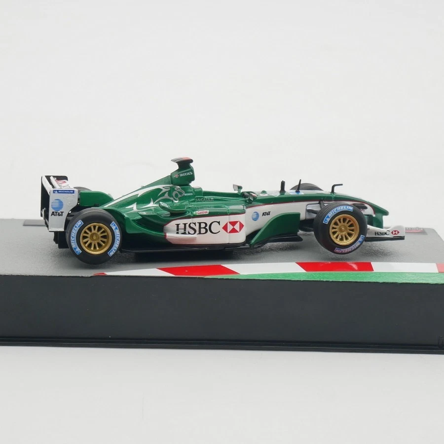 ixo 1:43 F1 Cars JAGUAR R4 2003 Mark Webber  Diecast Car Model - Image 3 of 4