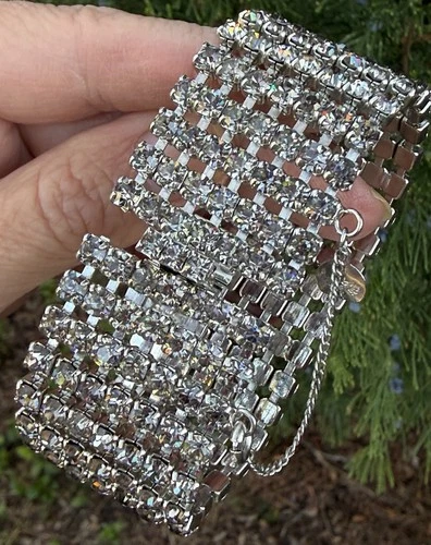 JUDY LEE signed vintage wide Rhinestone bracelet costume jewelry