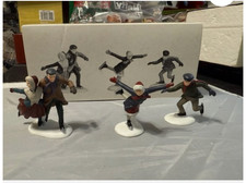 Department 56 Village Heritage Collection Skating Party Set of Three 5523-9